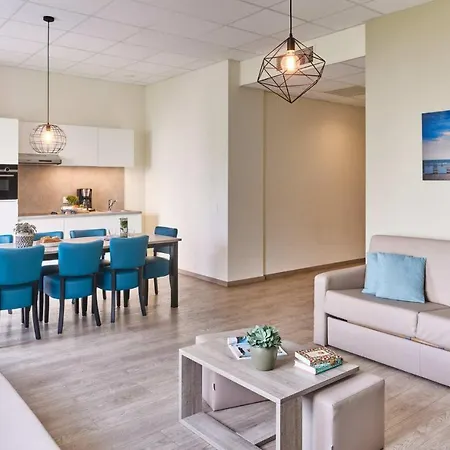 アパート Holiday Suites Nieuwpoort