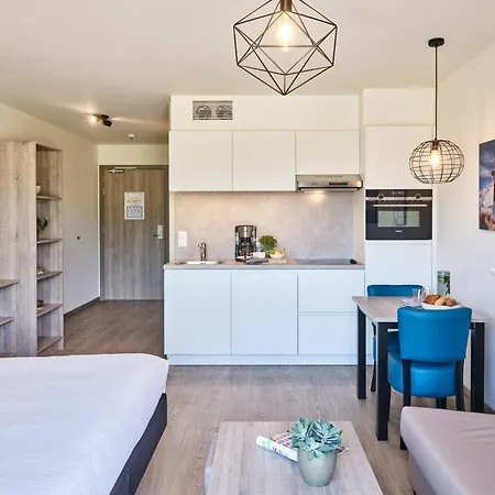 Holiday Suites Nieuwpoort アパート ニーウポールト