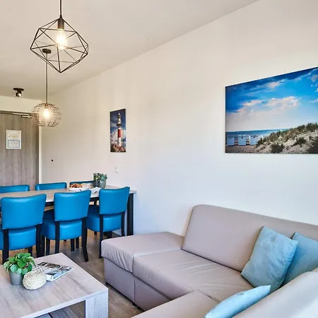 Holiday Suites Nieuwpoort 아파트 니우포르트