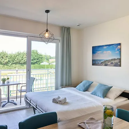 アパート Holiday Suites Nieuwpoort ニーウポールト
