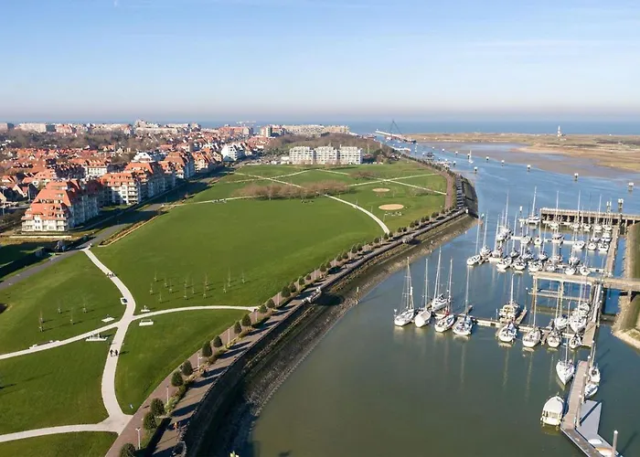 Apartment Holiday Suites Nieuwpoort